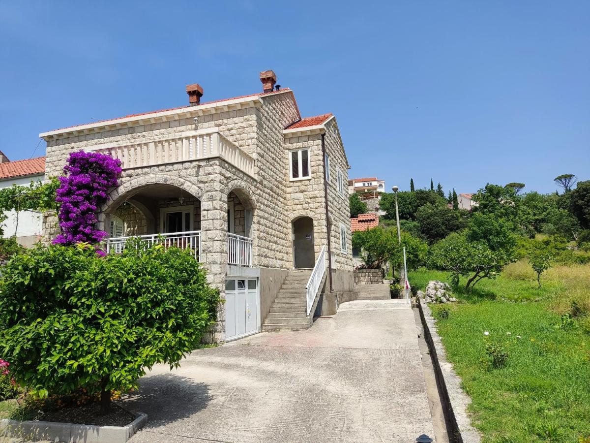 Guest House Franica & Pero Lobrovic Slano Buitenkant foto